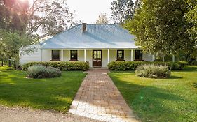 Old Duninald House - Historic Farmhouse Experience